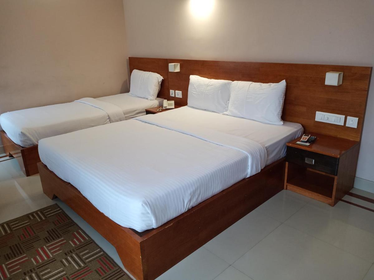 Devanganam Residency Hotel Guruvayur Luaran gambar